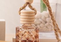 Tinh Dầu Quế Treo Phòng – Giải Pháp Tạo Hương Thơm Thiên Nhiên Cho Không Gian Sống