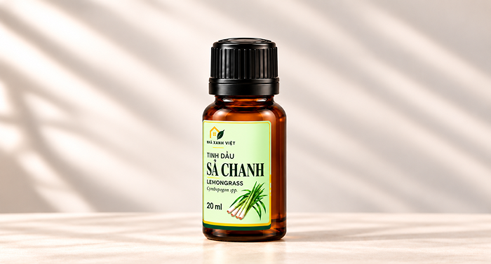 Tinh dầu Sả Chanh Lemongrass mang thương hiệu NHÀ XANH VIỆT do HeroGo sở hữu.